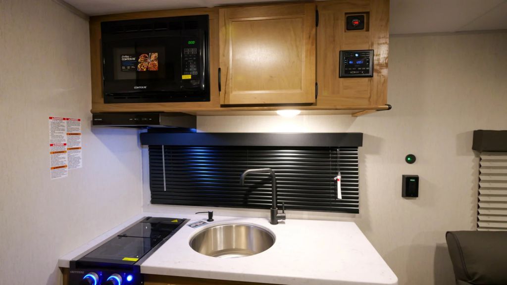 Cherokee Wolf PUP 14CCW