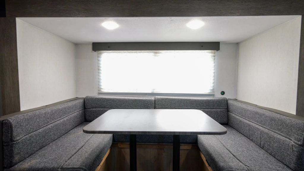 Cherokee Wolf PUP 17JW