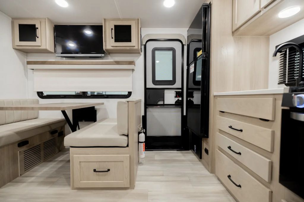 Rockwood Mini Lite 2517S