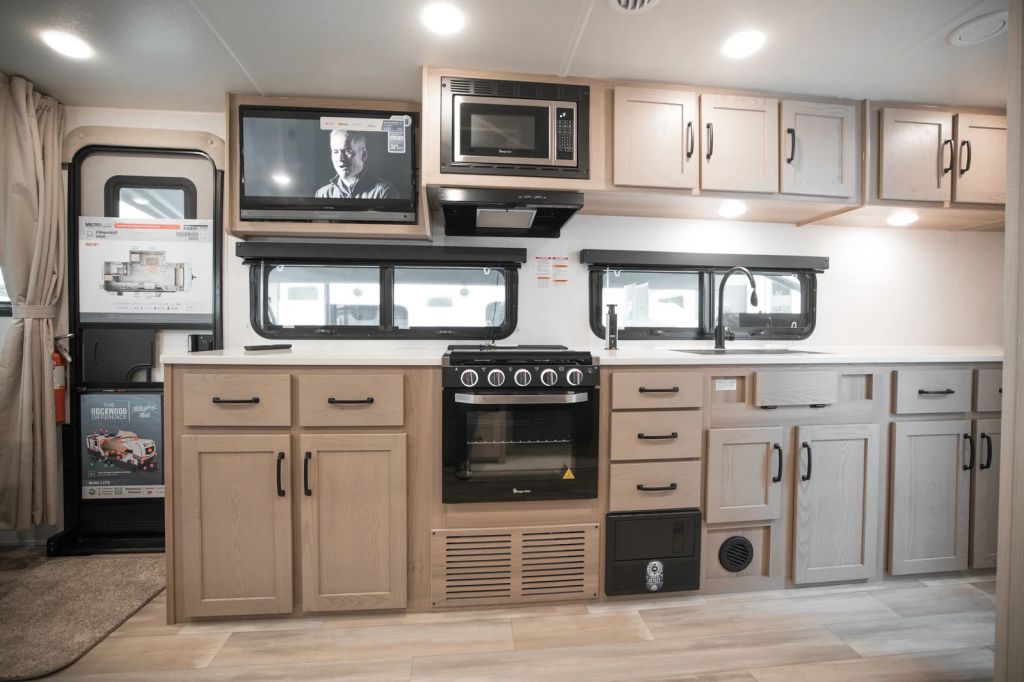 Rockwood Mini Lite 2517S